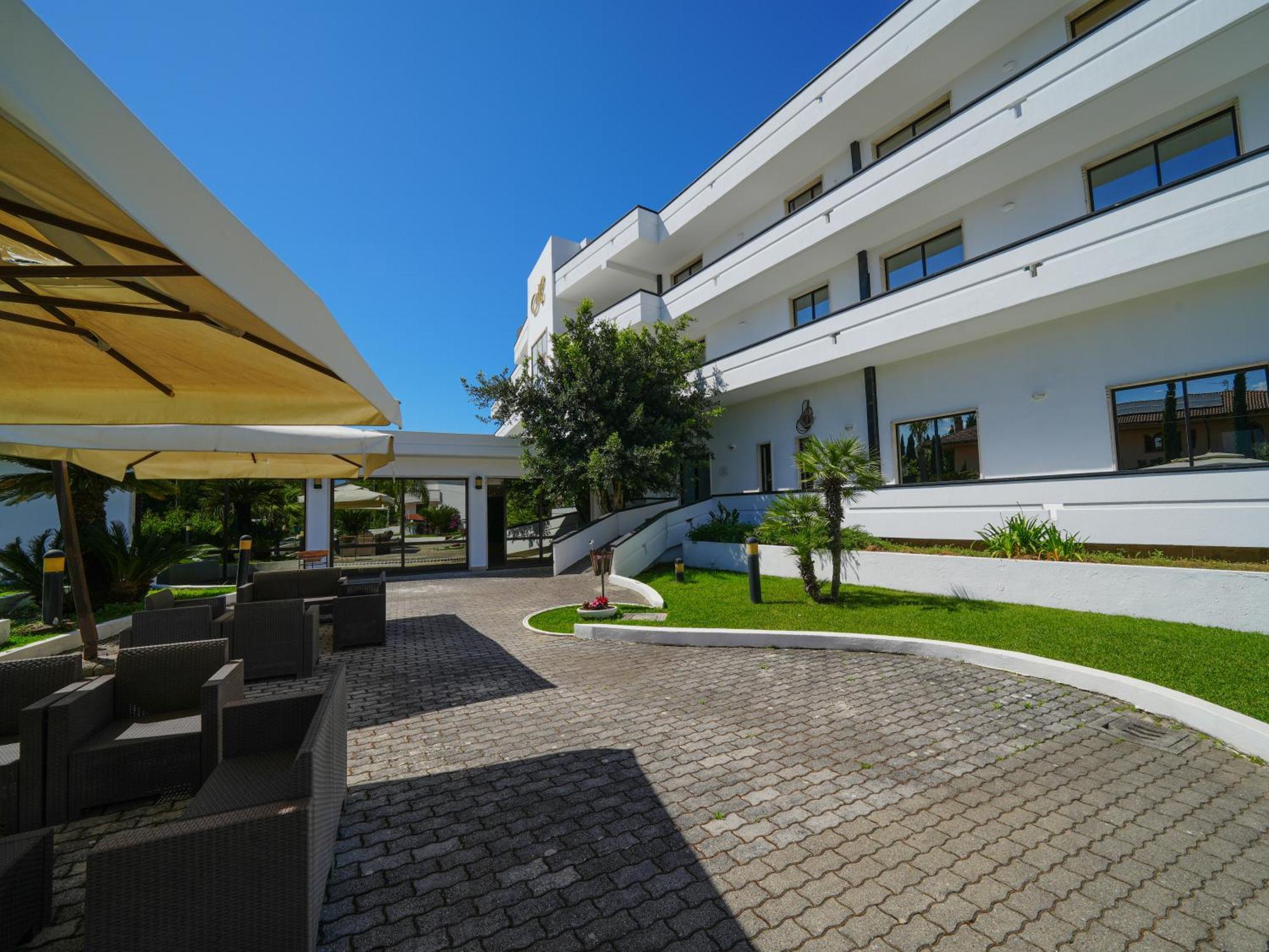 Hotel Club Clorinda Nuova Gestione 2024 Paestum Zewnętrze zdjęcie