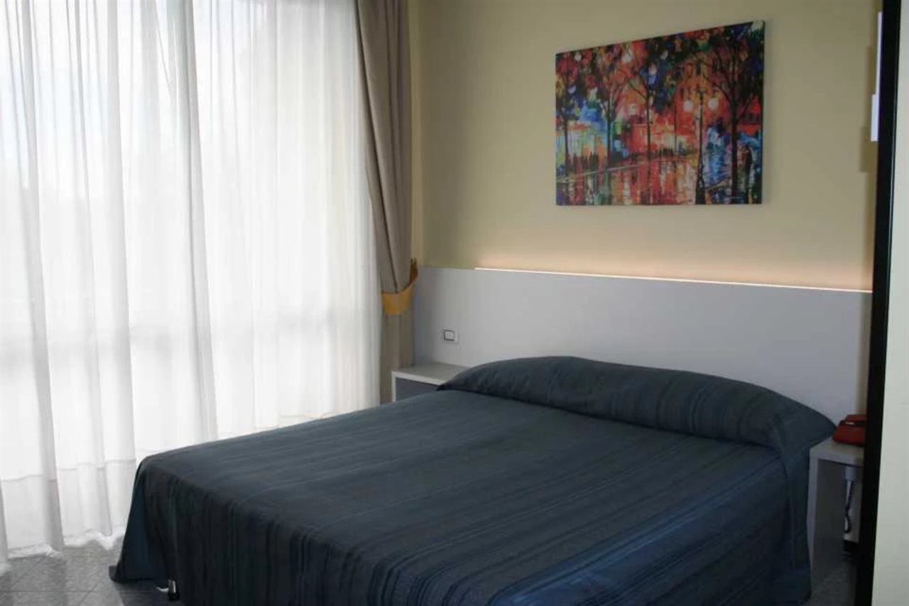 Hotel Club Clorinda Nuova Gestione 2024 Paestum Zewnętrze zdjęcie